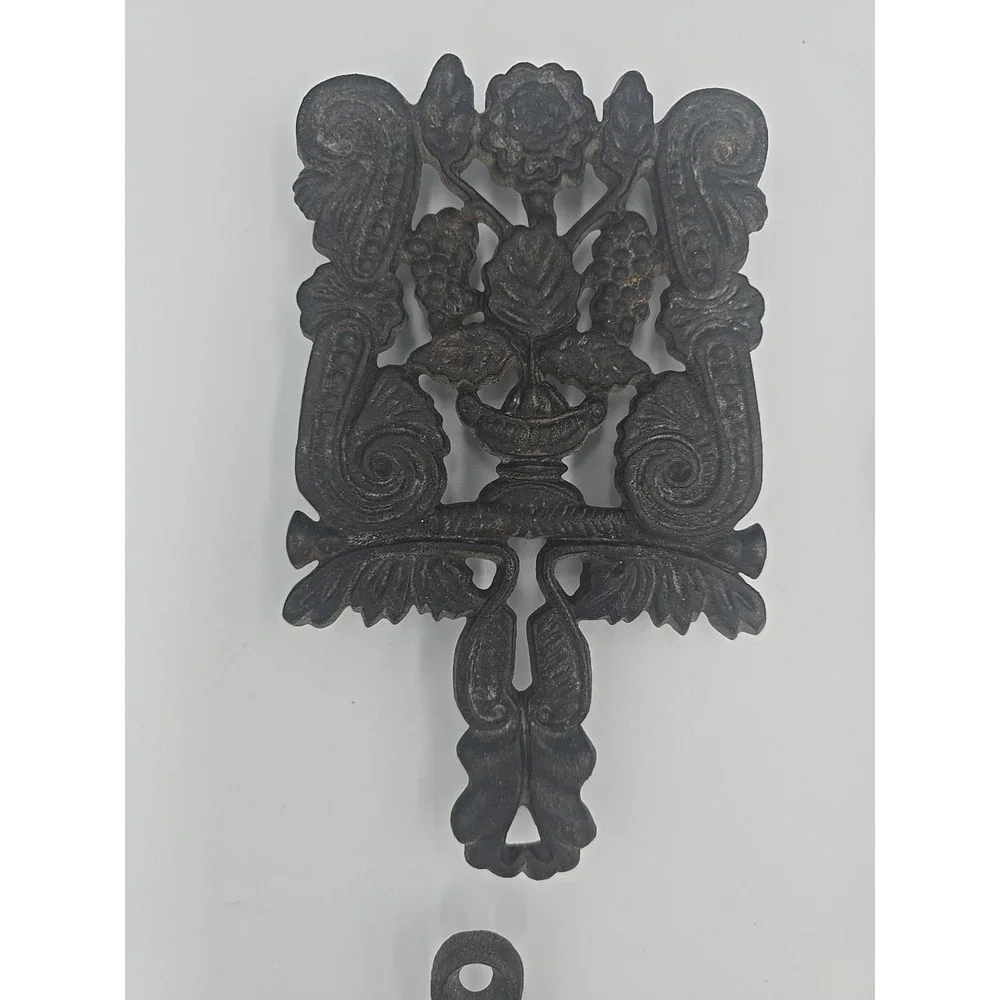 Vintage Wilton Cast Iron‎ Wall Hanging Trivets Lot of 4, Decorative Kitchenware